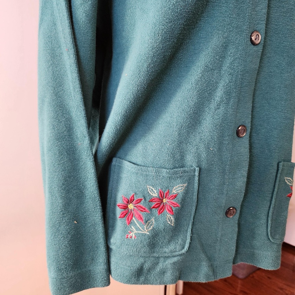 Classic Elements Woman Green Christmas Embroidered Poinsettia Cardigan 16/18W